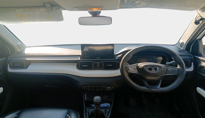 2024 Tata PUNCH PURE MT, Petrol, Manual, 15,865 km, interior