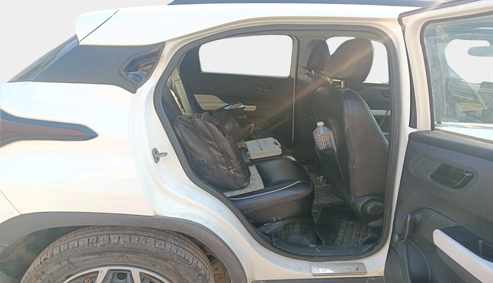 2024 Tata PUNCH PURE MT, Petrol, Manual, 15,865 km, interior