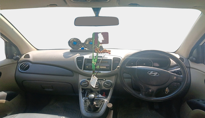 2011 Hyundai i10 MAGNA 1.2, Petrol, Manual, 1,55,566 km, interior