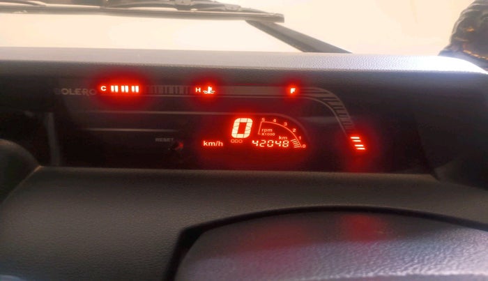 2022 Mahindra Bolero B6 (O), Diesel, Manual, 42,048 km, interior