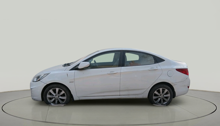 2012 Hyundai Verna FLUIDIC 1.6 VTVT SX, Petrol, Manual, 68,175 km, exterior