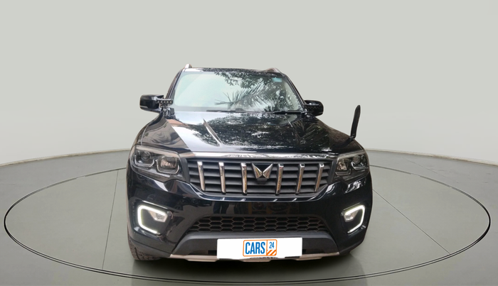 2024 Mahindra SCORPIO-N Z8 Select Petrol MT, Petrol, Manual, 12,802 km, exterior