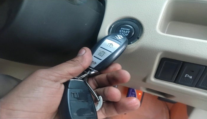 2014 Maruti Ciaz ZXI, Petrol, Manual, 1,03,924 km, interior