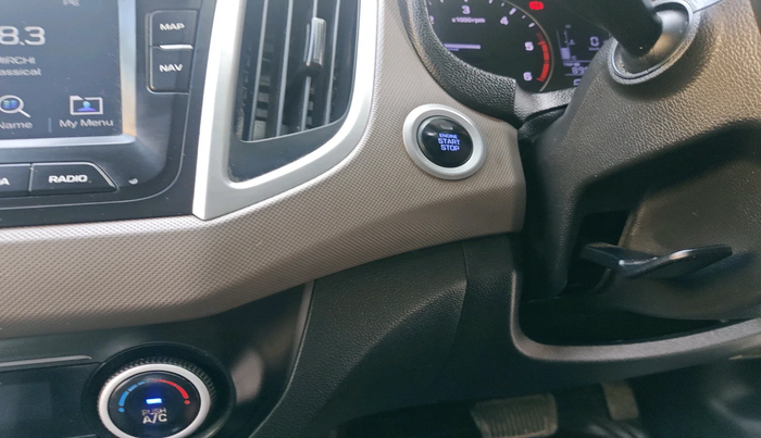 2018 Hyundai Creta SX AT 1.6 DIESEL, Diesel, Automatic, 1,16,243 km, interior