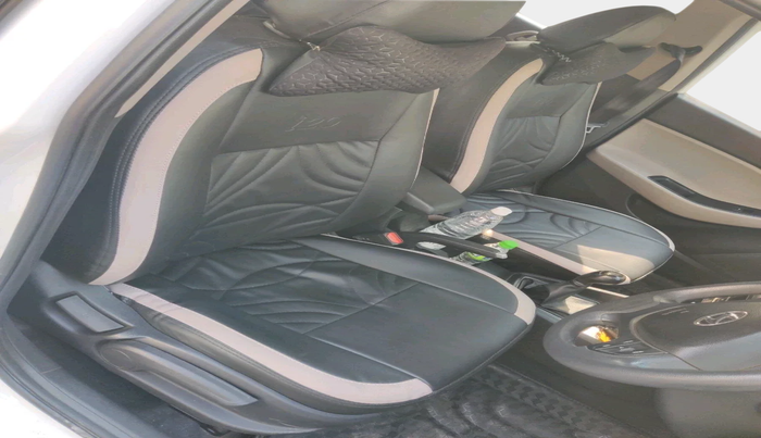 2015 Hyundai Elite i20 SPORTZ 1.2, Petrol, Manual, 1,01,235 km, interior