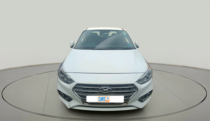 2018 Hyundai Verna 1.6 VTVT SX, Petrol, Manual, 52,110 km, exterior