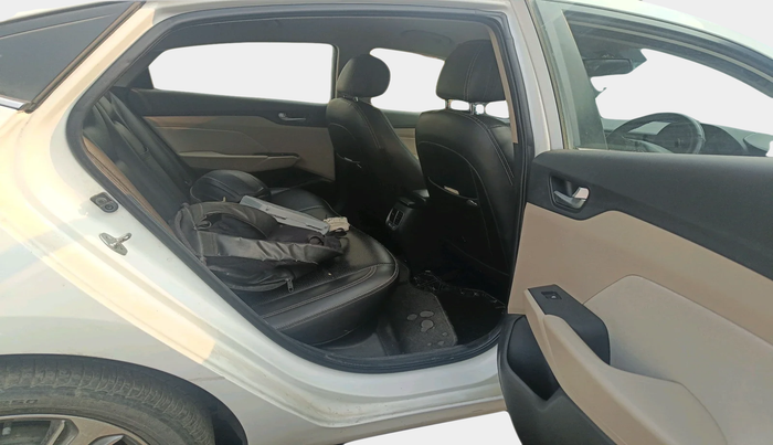 2018 Hyundai Verna 1.6 VTVT SX, Petrol, Manual, 52,110 km, interior