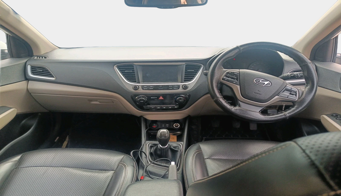 2018 Hyundai Verna 1.6 VTVT SX, Petrol, Manual, 52,110 km, interior