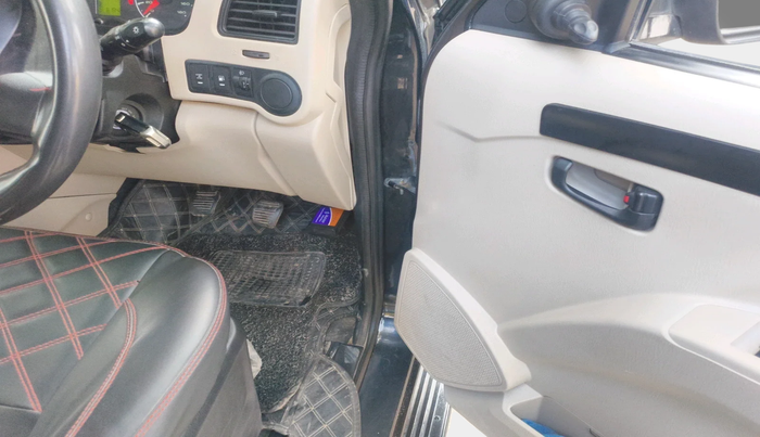 2023 Mahindra SCORPIO CLASSIC S 7STR, Diesel, Manual, 61,842 km, interior