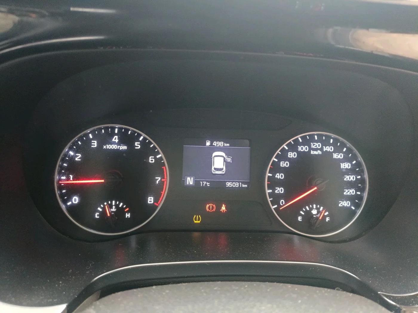 2022 KIA SELTOS HTK PLUS 1.5 IMT, Petrol, Manual, 95,031 km, interior