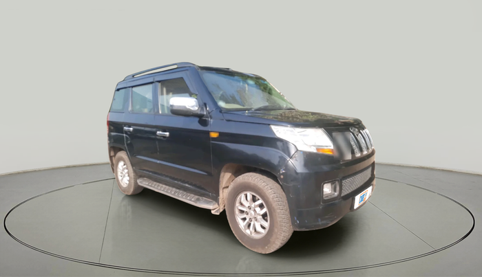 2016 Mahindra TUV300 T8, Diesel, Manual, 1,52,527 km, exterior