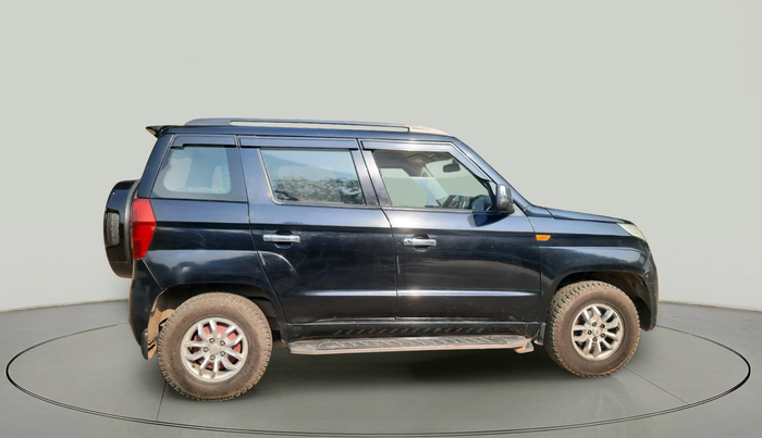 2016 Mahindra TUV300 T8, Diesel, Manual, 1,52,527 km, exterior