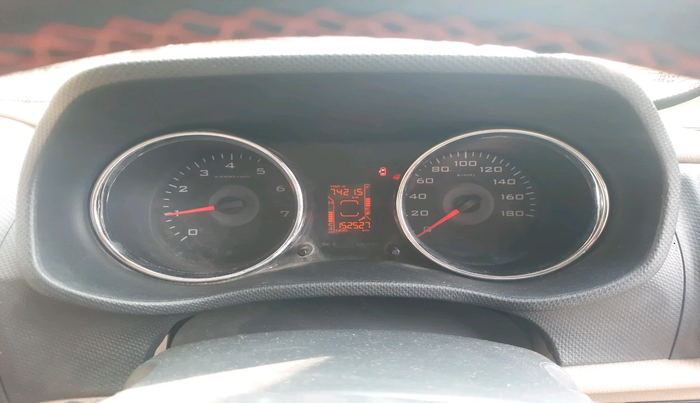 2016 Mahindra TUV300 T8, Diesel, Manual, 1,52,527 km, interior