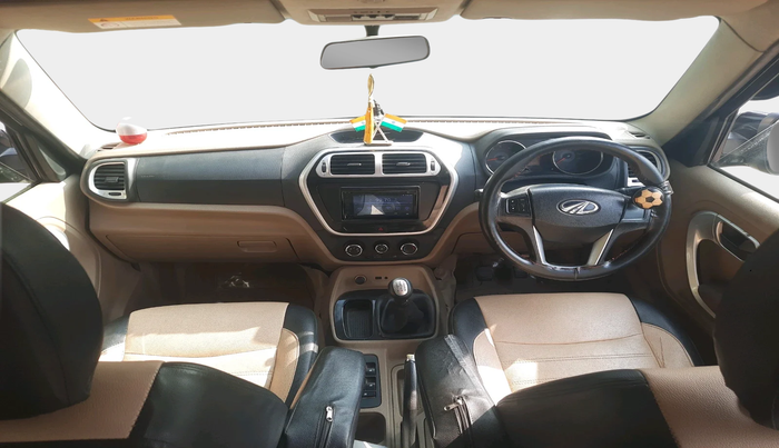 2016 Mahindra TUV300 T8, Diesel, Manual, 1,52,527 km, interior