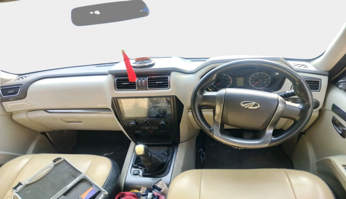 2016 Mahindra Scorpio S6 PLUS 1.99, Diesel, Manual, 2,22,087 km, interior