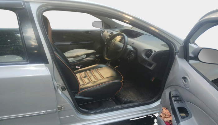 2011 Toyota Etios G, Petrol, Manual, 92,970 km, interior