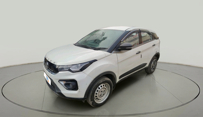 2022 Tata NEXON XE PETROL, Petrol, Manual, 17,635 km, exterior