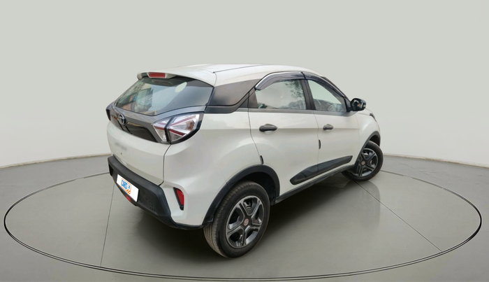 2022 Tata NEXON XE PETROL, Petrol, Manual, 17,635 km, exterior