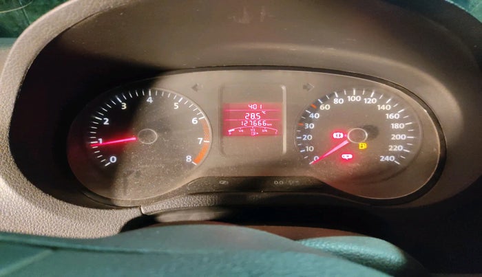 2011 Volkswagen Polo TRENDLINE 1.2L PETROL, Petrol, Manual, 1,27,666 km, interior