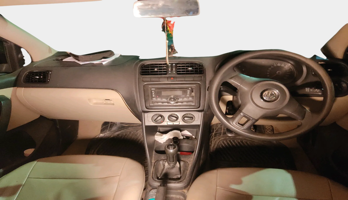 2011 Volkswagen Polo TRENDLINE 1.2L PETROL, Petrol, Manual, 1,27,666 km, interior