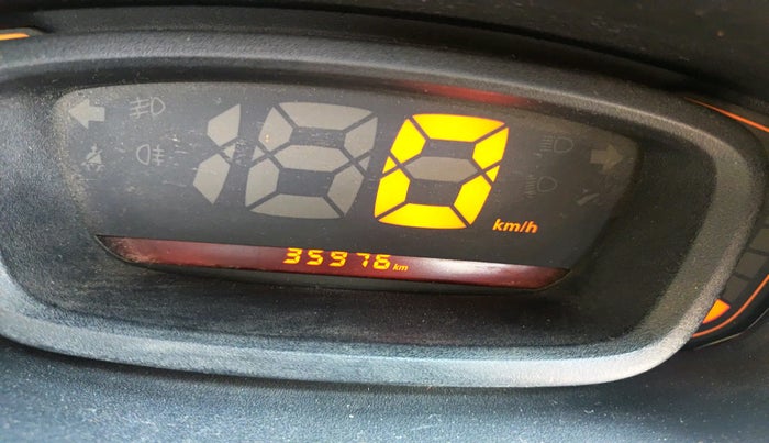 2016 Renault Kwid RXT 0.8, Petrol, Manual, 35,976 km, interior