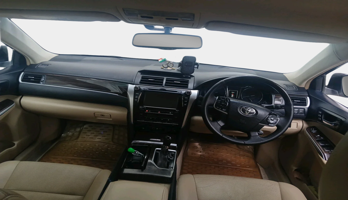 2017 Toyota Camry HYBRID, Hybrid, Automatic, 83,520 km, interior