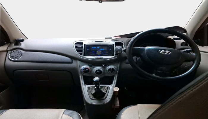 2010 Hyundai i10 MAGNA 1.1, Petrol, Manual, 2,46,879 km, interior