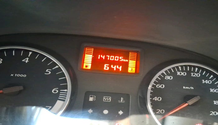 2014 Renault Duster RXL PETROL, Petrol, Manual, 1,47,005 km, interior