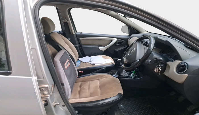 2014 Renault Duster RXL PETROL, Petrol, Manual, 1,47,005 km, interior