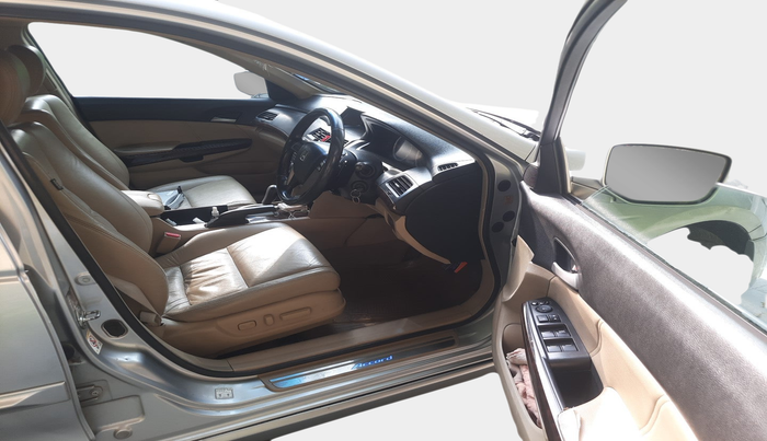 2010 Honda Accord 2.4L I-VTEC AT, Petrol, Automatic, 54,500 km, interior