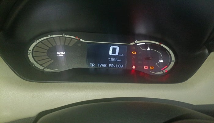 2023 Nissan MAGNITE XE, Petrol, Manual, 7,366 km, interior