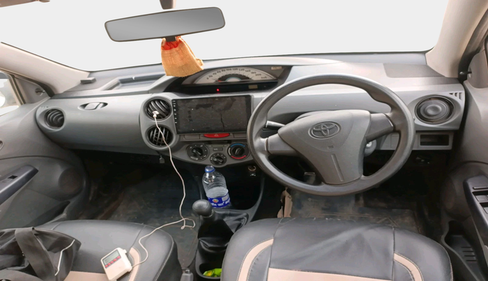 2012 Toyota Etios Liva G, Petrol, Manual, 44,371 km, interior