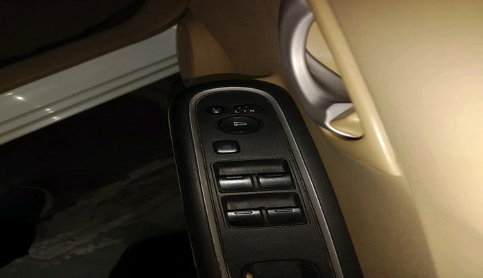 2016 Honda Amaze 1.2L I-VTEC SX, Petrol, Manual, 44,294 km, interior