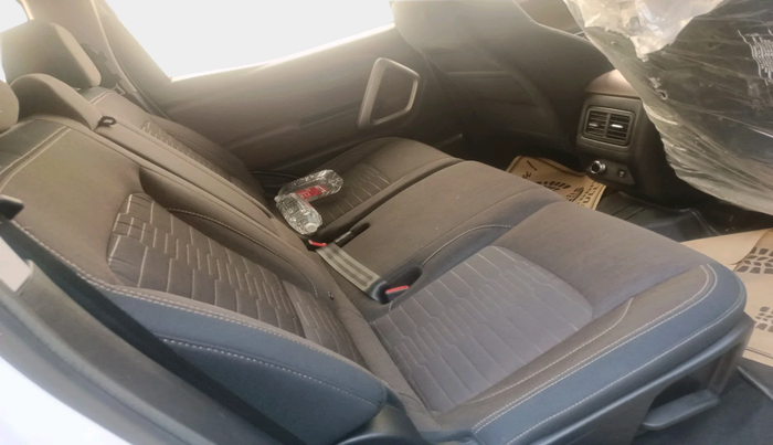 2023 Mahindra SCORPIO-N Z6 DIESEL MT 2WD 7 STR, Diesel, Manual, 16,002 km, interior