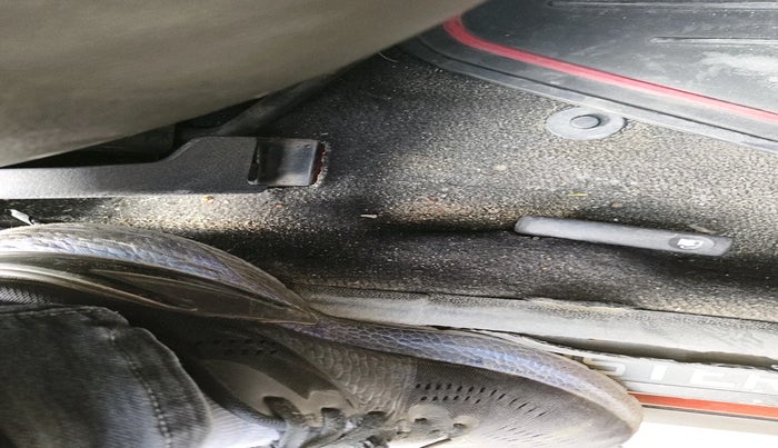 2016 Renault Duster 110 PS RXL 4X2 AMT, Diesel, Automatic, 1,21,457 km, interior