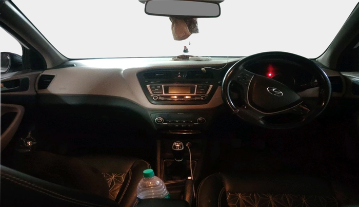 2016 Hyundai Elite i20 SPORTZ 1.4 CRDI, Diesel, Manual, 1,56,591 km, interior