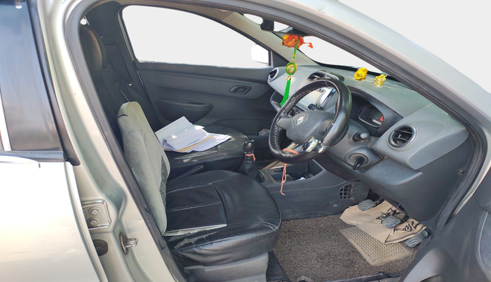 2015 Renault Kwid RXL, Petrol, Manual, 60,281 km, interior