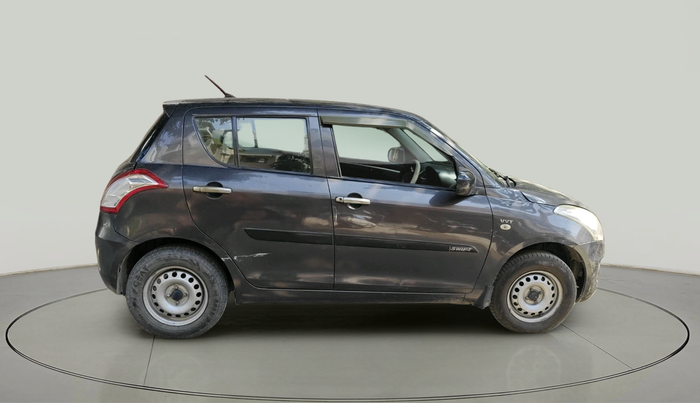 2017 Maruti Swift LXI (O), CNG, Manual, 1,57,202 km, exterior