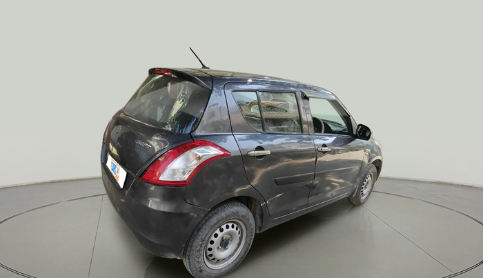 2017 Maruti Swift LXI (O), CNG, Manual, 1,57,202 km, exterior