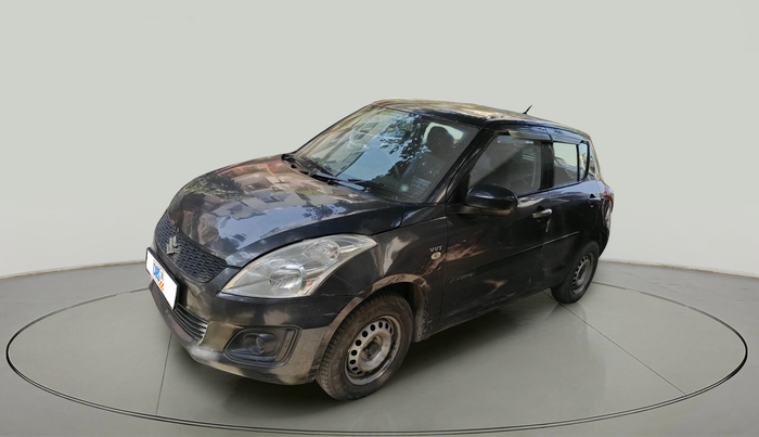 2017 Maruti Swift LXI (O), CNG, Manual, 1,57,202 km, exterior