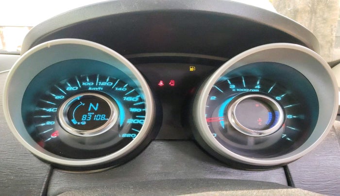 2016 Mahindra XUV500 W6 AT 1.99, Diesel, Automatic, 83,108 km, interior