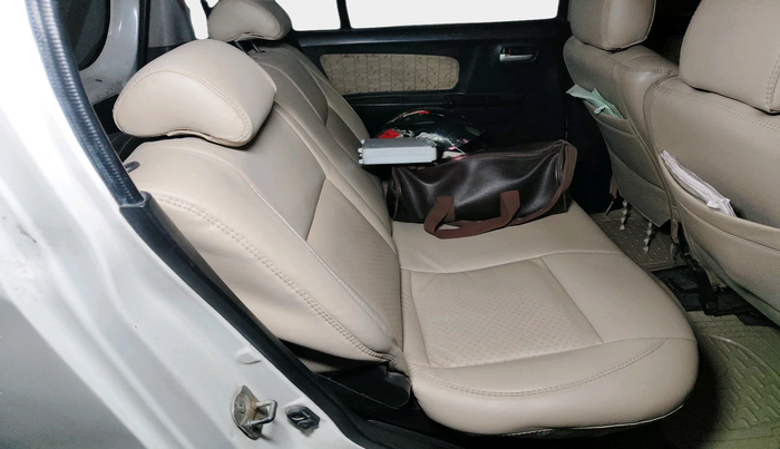 2018 Maruti Wagon R 1.0 VXI, Petrol, Manual, 1,43,798 km, interior