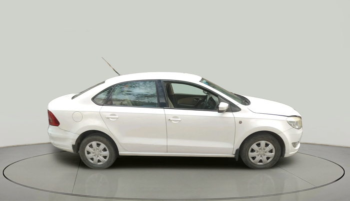 2011 Skoda Rapid 1.6 MPI ACTIVE, Petrol, Manual, 36,504 km, exterior