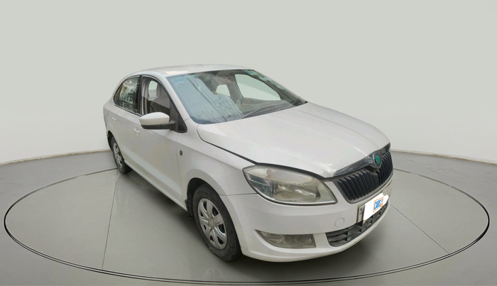 2011 Skoda Rapid 1.6 MPI ACTIVE, Petrol, Manual, 36,504 km, exterior