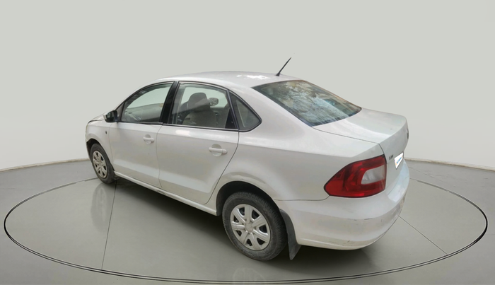 2011 Skoda Rapid 1.6 MPI ACTIVE, Petrol, Manual, 36,504 km, exterior