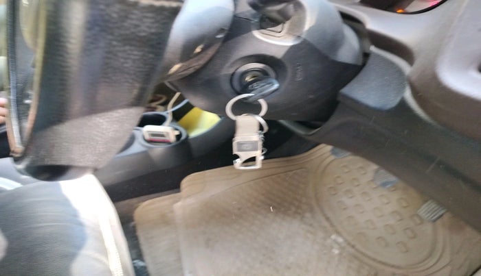 2013 Honda Brio EX MT, Petrol, Manual, 46,987 km, interior