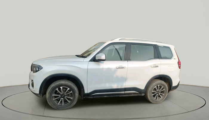 2023 Mahindra SCORPIO-N Z8 PETROL MT 7 STR, Petrol, Manual, 22,536 km, exterior