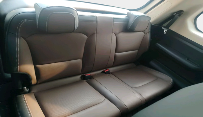 2023 Mahindra SCORPIO-N Z8 PETROL MT 7 STR, Petrol, Manual, 22,536 km, interior