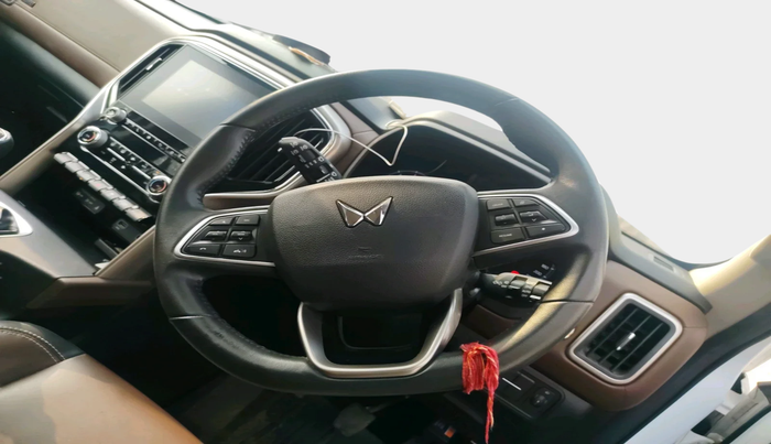 2023 Mahindra SCORPIO-N Z8 PETROL MT 7 STR, Petrol, Manual, 22,536 km, interior