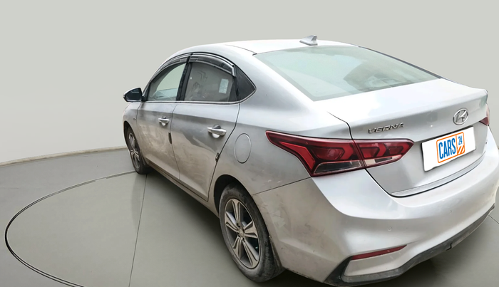 2017 Hyundai Verna 1.6 CRDI SX + AT, Diesel, Automatic, 70,260 km, exterior